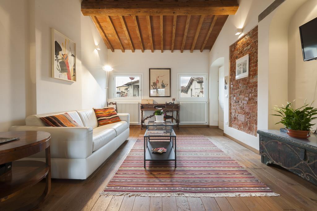 Poet'S Santo Spirito Apt. Florence Exterior photo